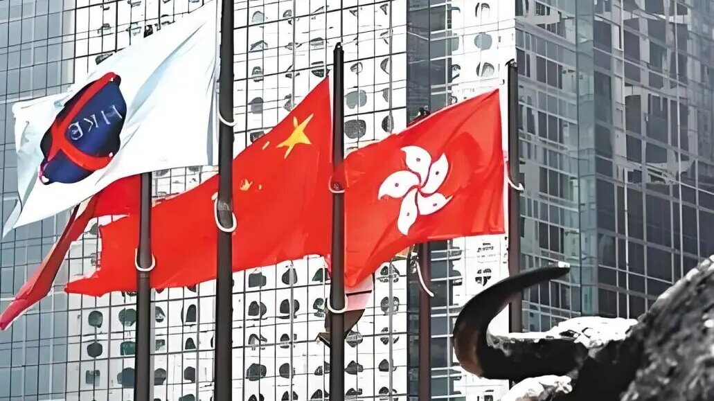 2025高净值人群税务破局：如何精准锁定香港税务居民身份，规避中港双重认定？